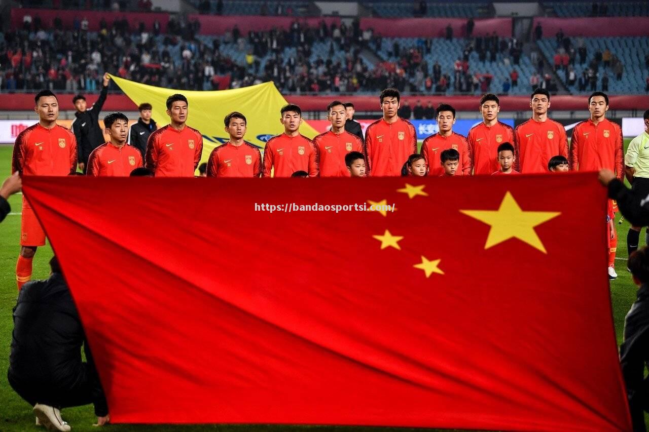 半岛体育-男足世界杯预选赛战报：中国队惨遭惨败，晋级前景渺茫